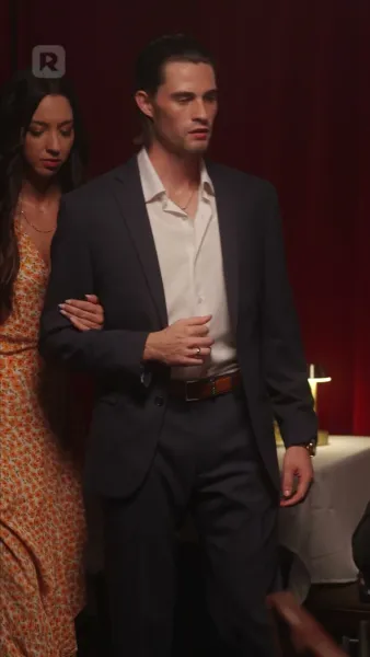 ถูกมัดด้วยเกียรติยศ: ถูกลักพาตัวโดยราชามาเฟีย