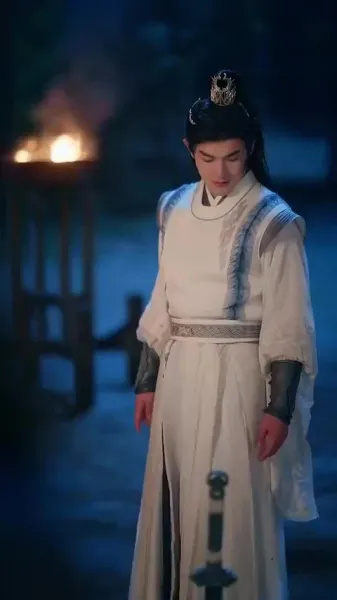 จักรพรรดิเทพนิรันดร์