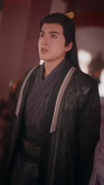 จักรพรรดิเทพนิรันดร์