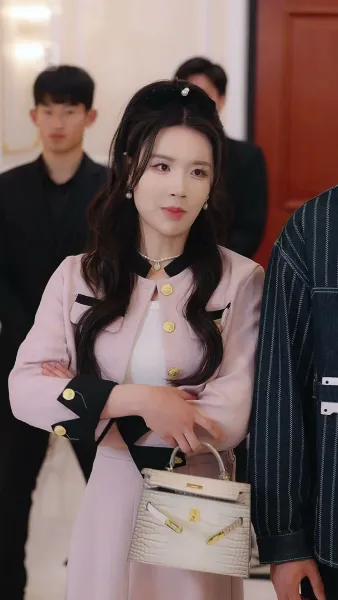 ราชาอย่างฉัน แค่ไม่อยากเผยตัวตนก็เท่านั้น