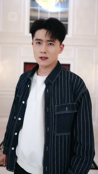 ราชาอย่างฉัน แค่ไม่อยากเผยตัวตนก็เท่านั้น