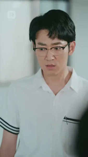 รอยยิ้มหลังสายรุ้ง