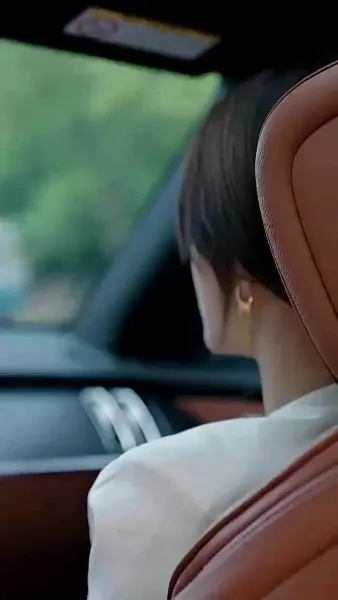 ชื่อละครสั้น: 'การแข่งขันแห่งการแก้แค้นของประธานเจ้าหน้าที่'