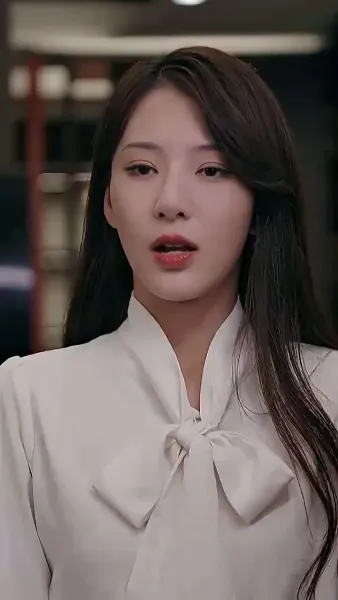 ชื่อละครสั้น: 'การแข่งขันแห่งการแก้แค้นของประธานเจ้าหน้าที่'