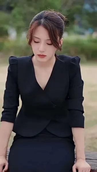 ชื่อละครสั้น: 'การแข่งขันแห่งการแก้แค้นของประธานเจ้าหน้าที่'