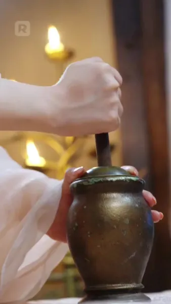 การเกิดใหม่ในกองเพลิง