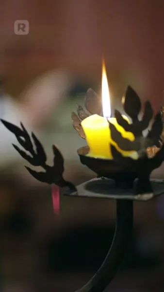 การเกิดใหม่ในกองเพลิง