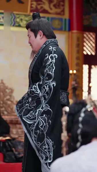 [พากย์ไทย] บุปผาใต้เงาบัลลังก์