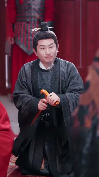 [พากย์ไทย] บุปผาใต้เงาบัลลังก์