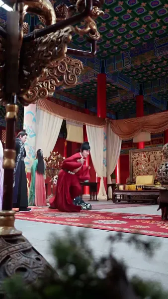 [พากย์ไทย] บุปผาใต้เงาบัลลังก์