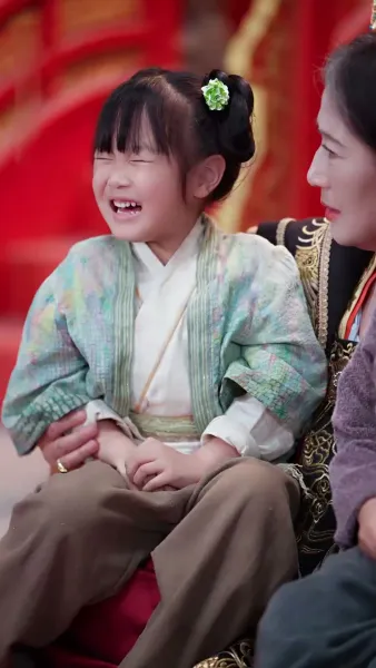 [พากย์ไทย] บุปผาใต้เงาบัลลังก์