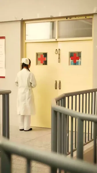 เมื่อดอกรักสิ้นฤดู