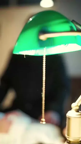 เมื่อดอกรักสิ้นฤดู