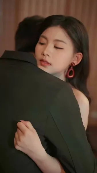 เมื่อดอกรักสิ้นฤดู