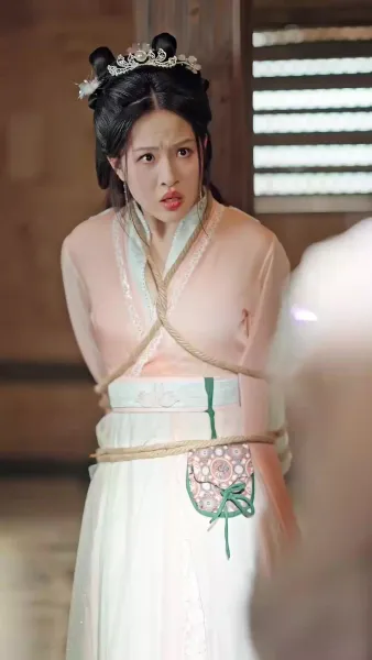 บูรพาจารย์พลิกฟ้า