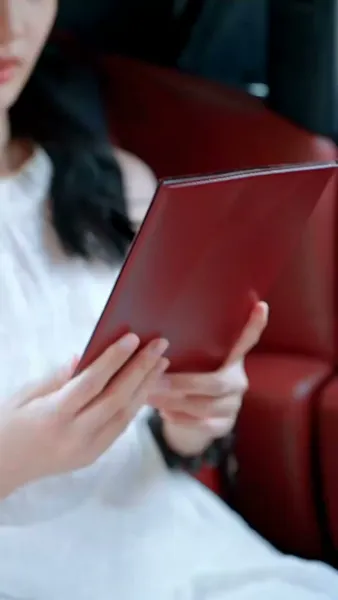 ร้อยร้าวผูกพันรัก