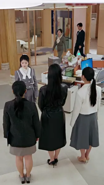 หมอกพรางใจ ใครซ่อนรัก