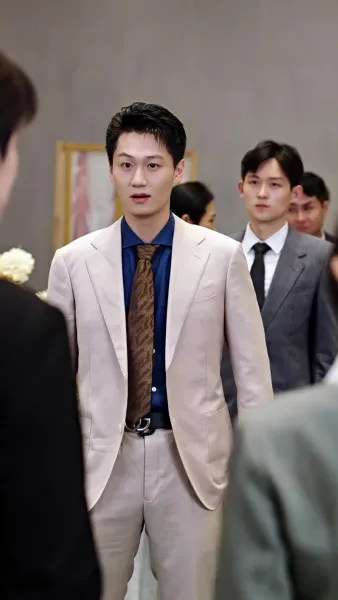 หมอกพรางใจ ใครซ่อนรัก