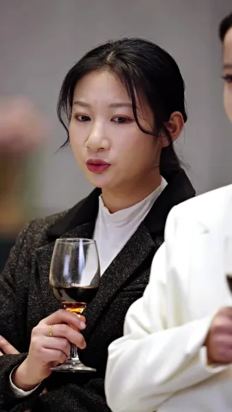 หมอกพรางใจ ใครซ่อนรัก