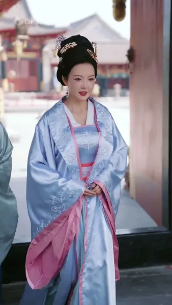 สาวตลาดสู่เจ้าหญิง