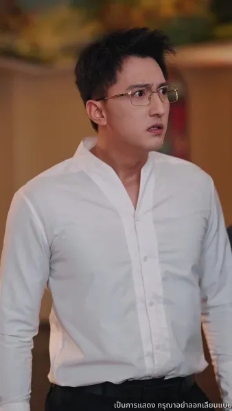 ราชินีคืนบัลลังก์