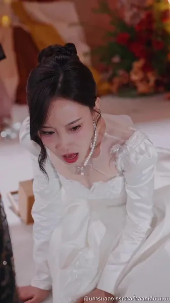 ราชินีคืนบัลลังก์