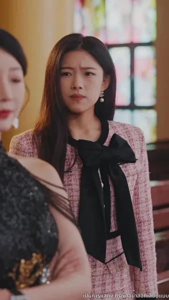 ราชินีคืนบัลลังก์