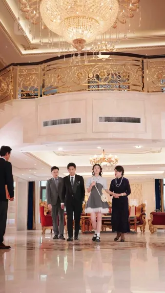 นอนกับคุณพ่อเศรษฐี