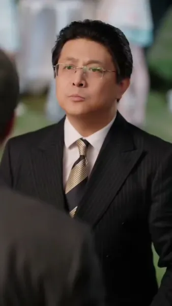 .ย่าเยาว์วัยปฏิวัติวงศ์ตระกูล（ฉบับพากย์ ）