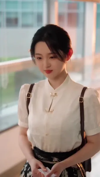 .ย่าเยาว์วัยปฏิวัติวงศ์ตระกูล（ฉบับพากย์ ）