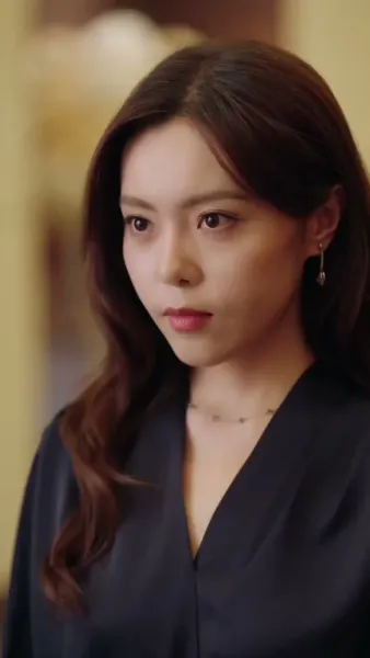 .ย่าเยาว์วัยปฏิวัติวงศ์ตระกูล（ฉบับพากย์ ）