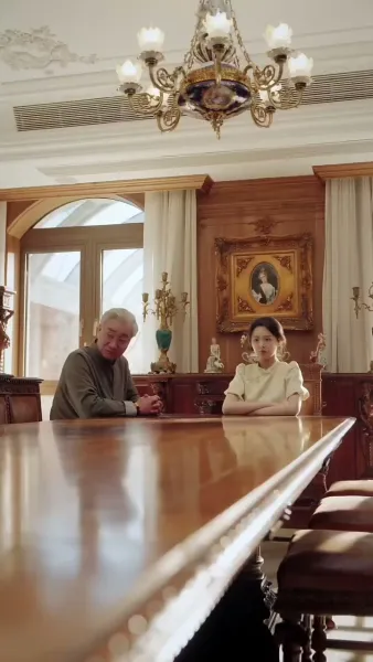 .ย่าเยาว์วัยปฏิวัติวงศ์ตระกูล（ฉบับพากย์ ）