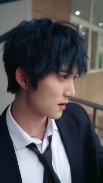 .ย่าเยาว์วัยปฏิวัติวงศ์ตระกูล（ฉบับพากย์ ）