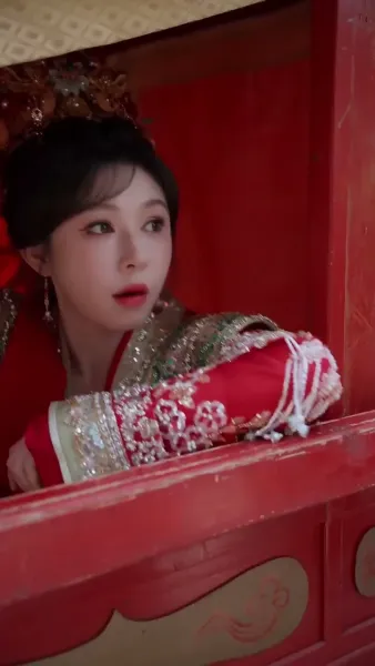 ทะลุมิติเปิดโปงรัก