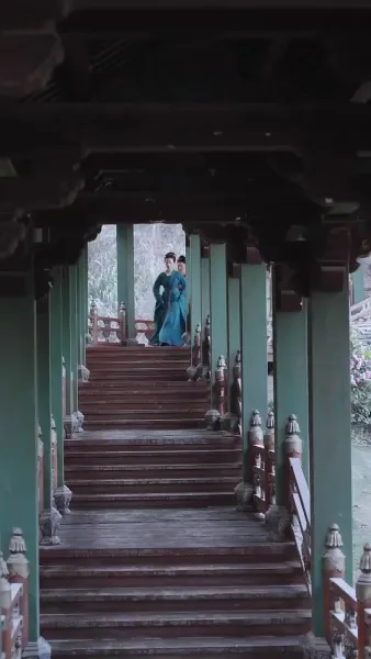 ทะลุมิติเปิดโปงรัก