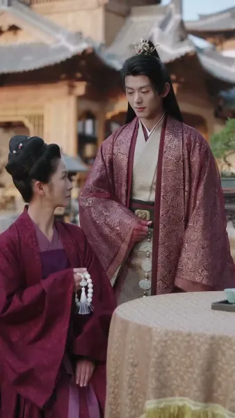 ทะลุมิติเปิดโปงรัก