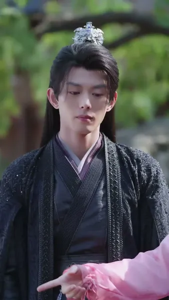 ทะลุมิติเปิดโปงรัก