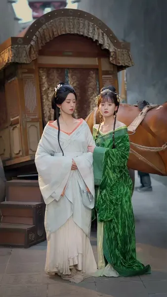 เส้นทางใหม่มุ่งสู่บัลลังก์หงส์ 