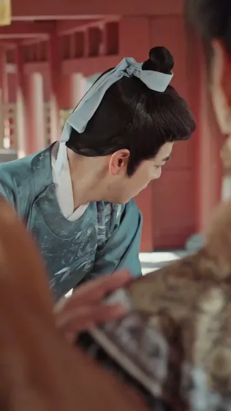 จินหลวน: พระคุณแม่เหนือบัลลังก์