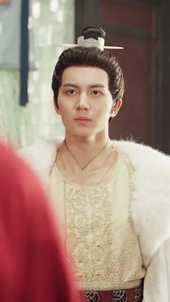 จินหลวน: พระคุณแม่เหนือบัลลังก์