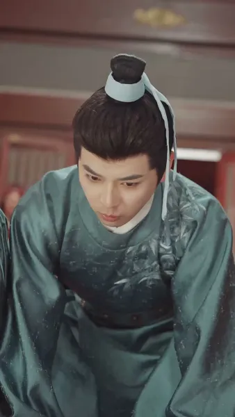 จินหลวน: พระคุณแม่เหนือบัลลังก์