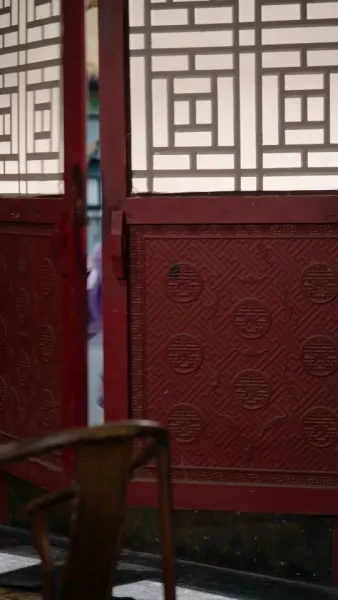 เชียนเสวี่ยยิ้มเย้ายวนร้อยวิถี