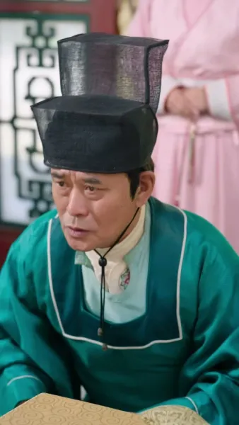 เชียนเสวี่ยยิ้มเย้ายวนร้อยวิถี