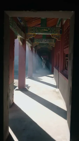 เชียนเสวี่ยยิ้มเย้ายวนร้อยวิถี