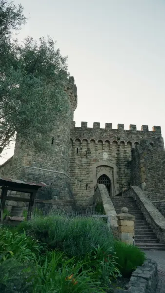 เจ้าหนูยาจกสู่บัลลังก์ตั่งทอง