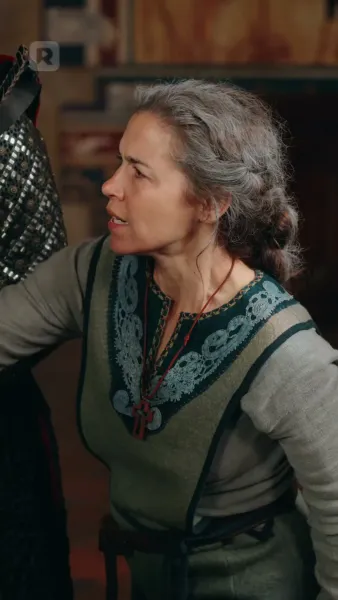 เจ้าหนูยาจกสู่บัลลังก์ตั่งทอง