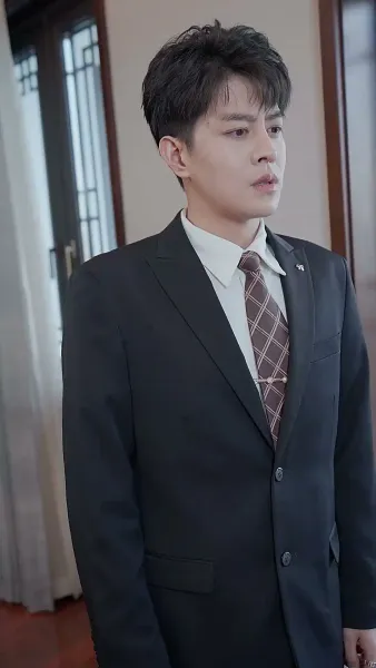 นายหลี่เลขาเจียง ลาออกแล้ว!