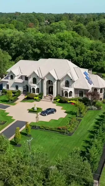 เมื่อรักกัดกินใจ