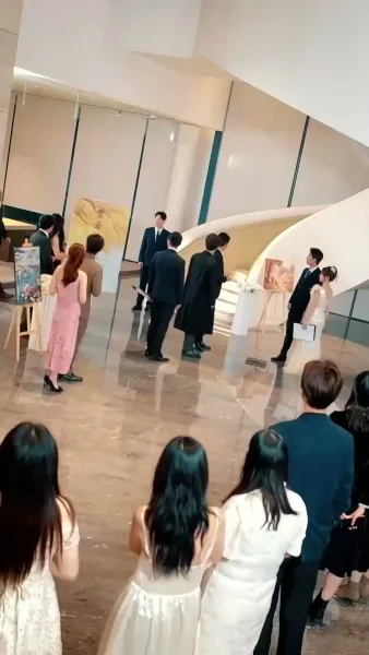 เมื่อรักกัดกินใจ