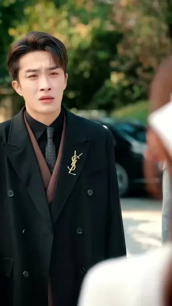 เมื่อรักกัดกินใจ